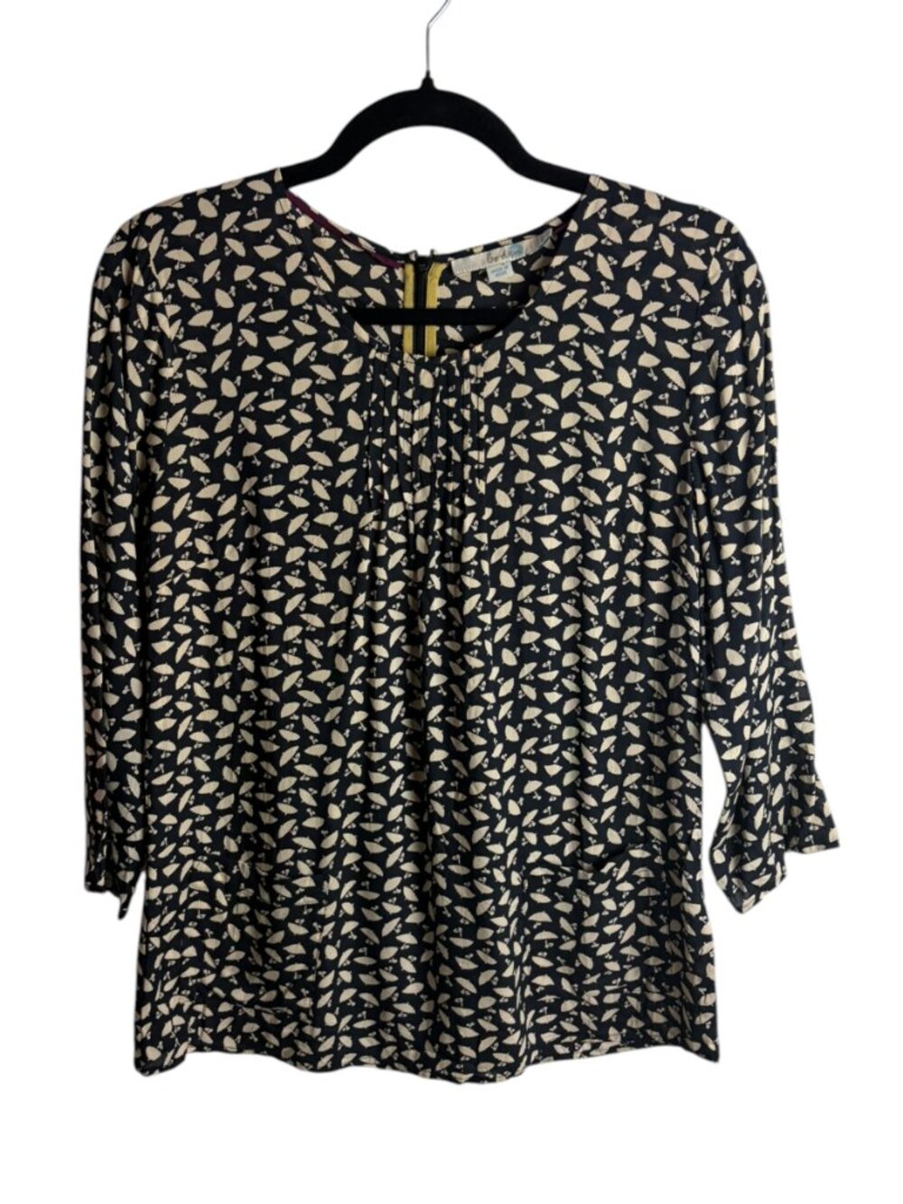 Boden Size 8 Black and Whtie Umbrella Print Blouse Top Funky Pleated Office Prep
